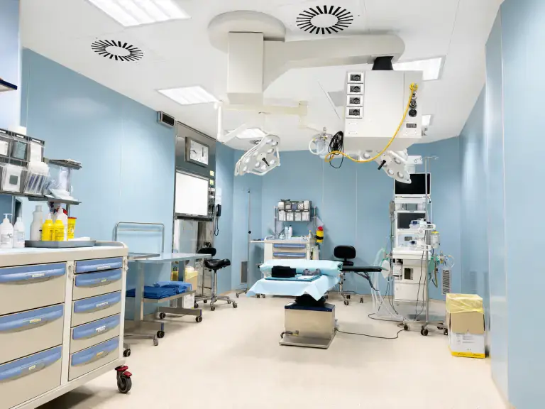 Sala operatoria Day Clinic by Spatium a Milano